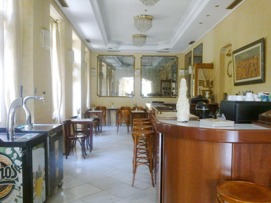 Hotel Rio Athena Bagian luar foto