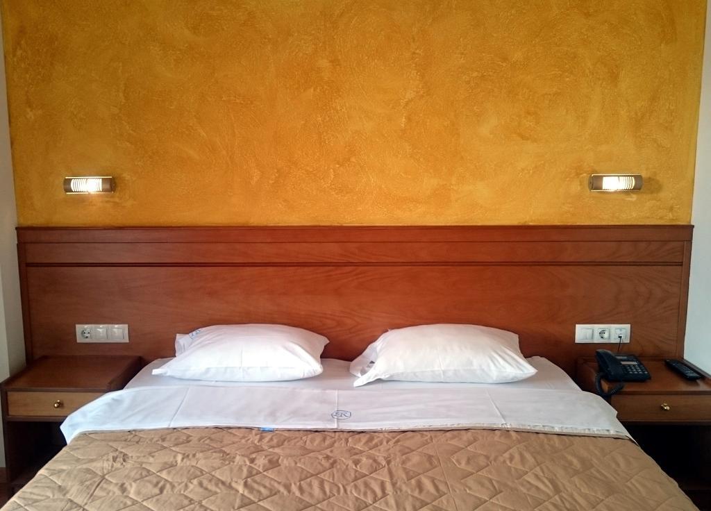 Hotel Rio Athena Bagian luar foto